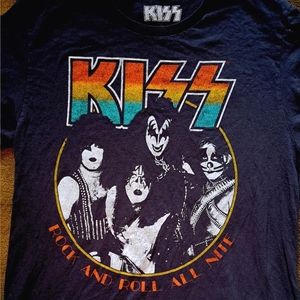 Kiss vintage graphic tee